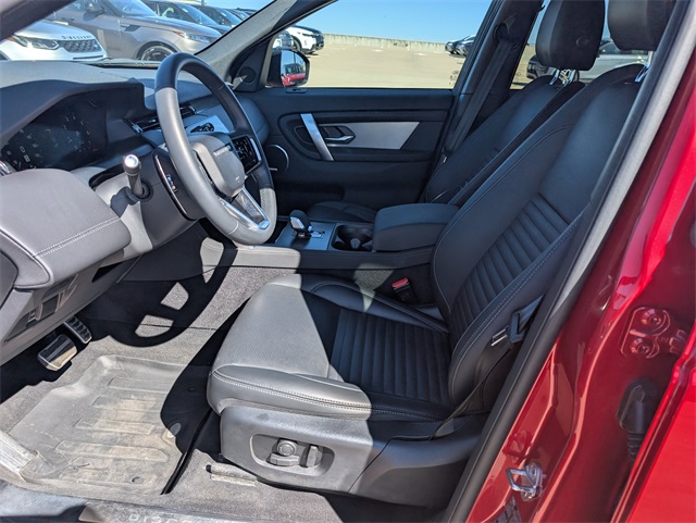 2024 Land Rover Discovery Sport SE photo 14