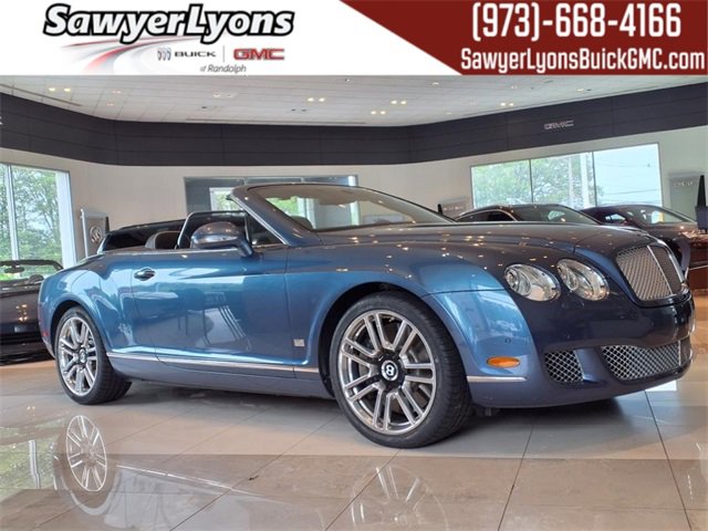 Used 2011  Bentley  image 1
