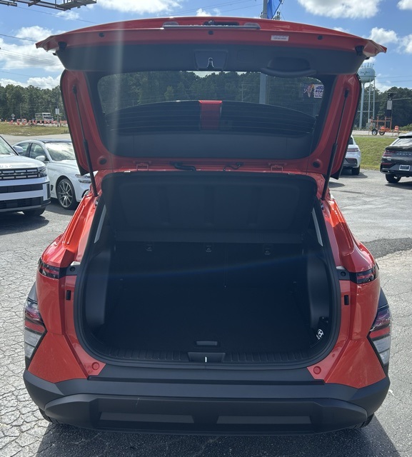 2026 Hyundai Kona SEL photo 4