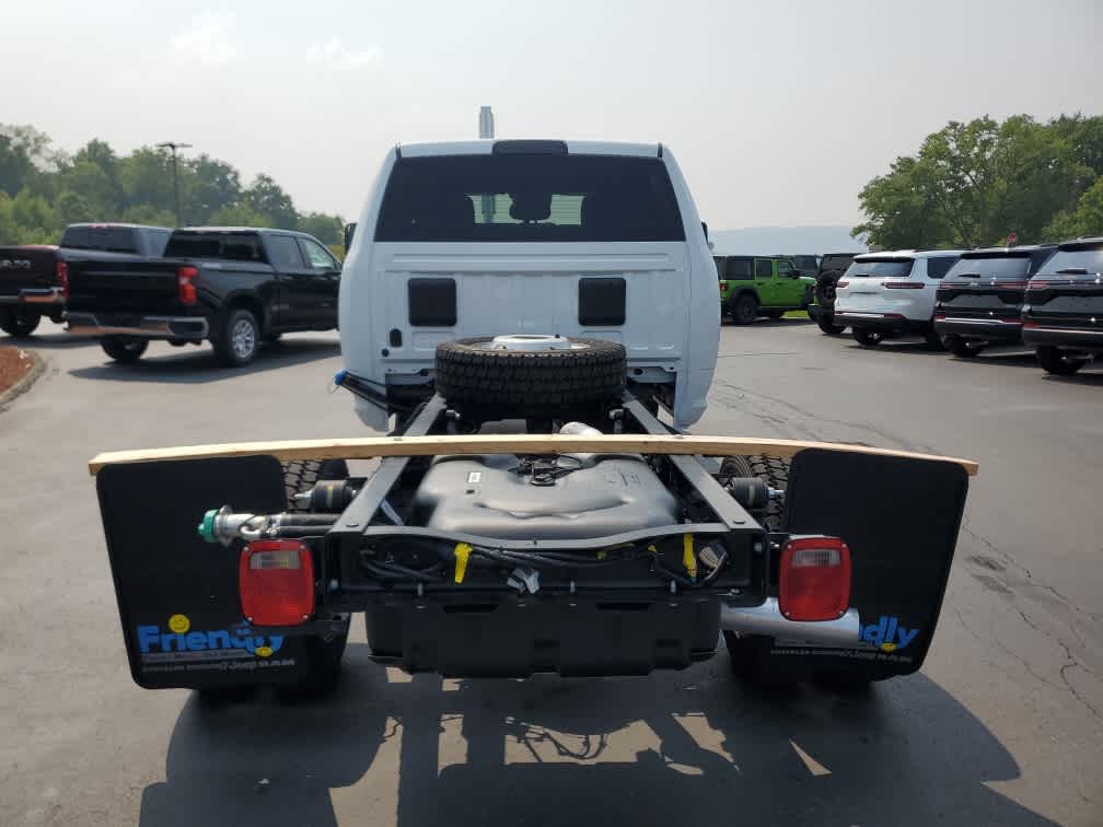 2025 Ram 5500 Tradesman photo 7