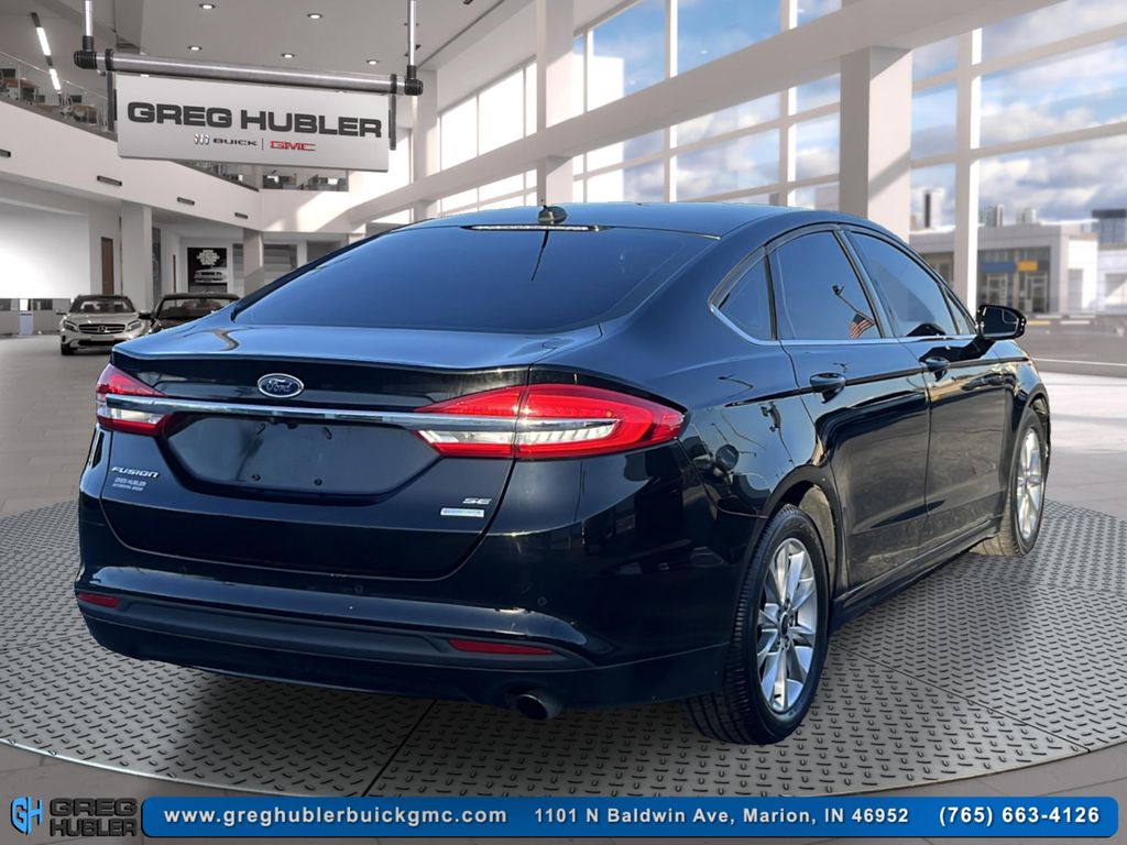 2017 Ford Fusion SE photo 5