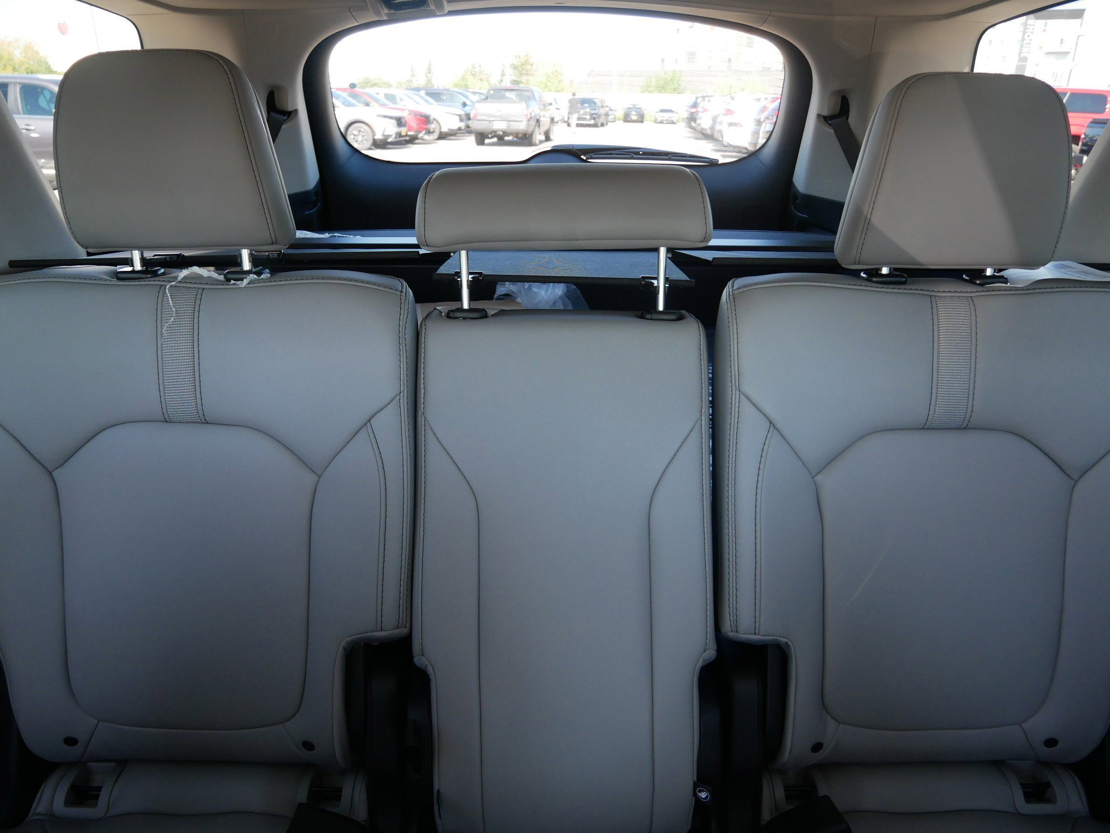 2025 Honda Pilot Touring photo 10