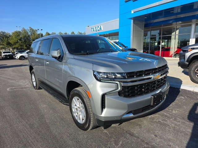 2024 Chevrolet Suburban LS's photo