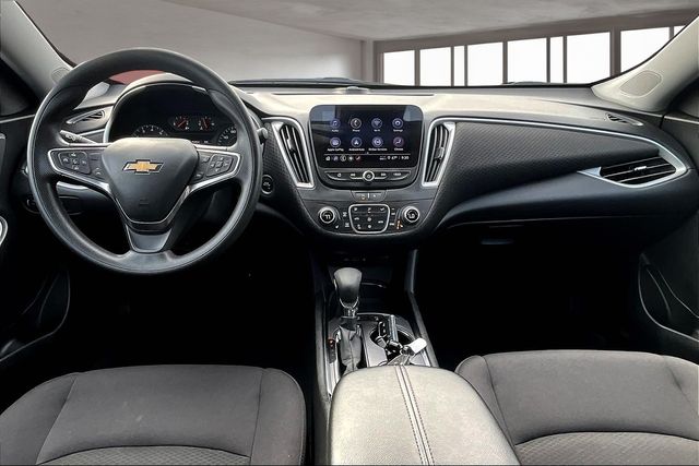 2024 Chevrolet Malibu 1LT photo 15