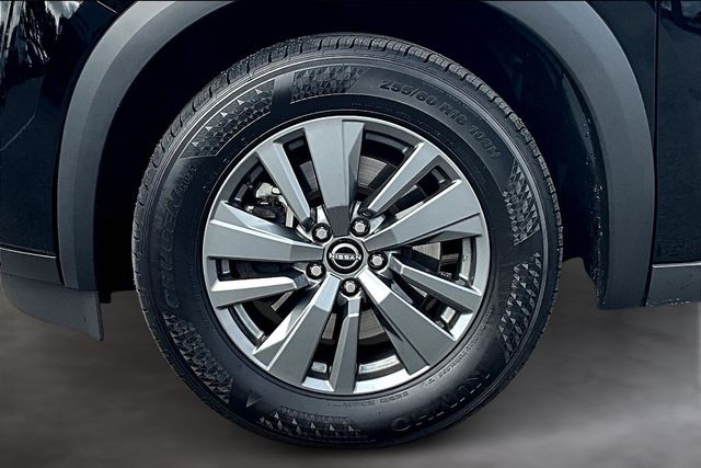 2022 Nissan Pathfinder SV photo 10