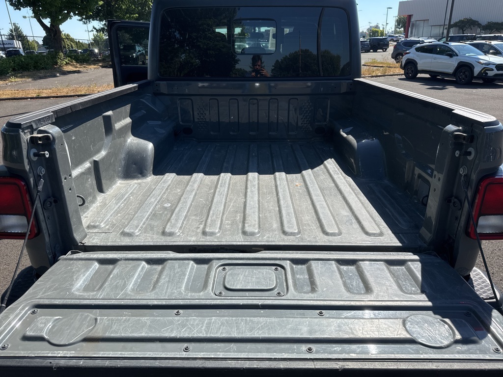 2021 Jeep Gladiator Sport photo 17