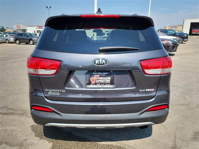 2016 Kia Sorento EX photo 3