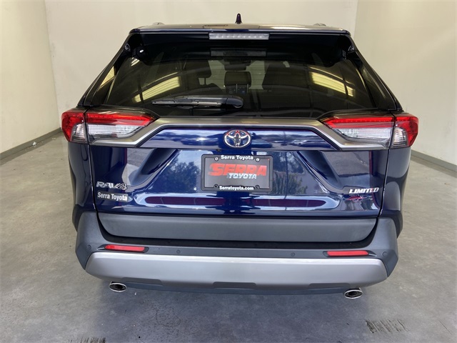 2022 Toyota RAV4 Limited photo 16