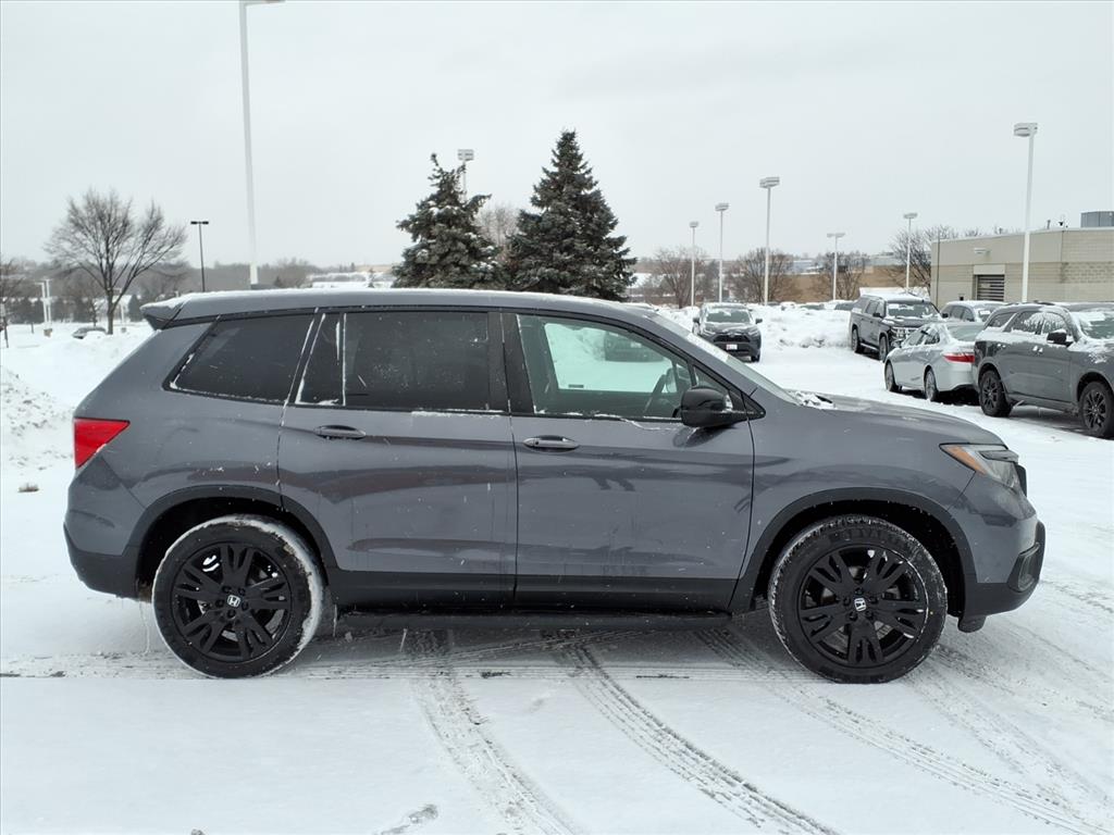 Used 2021 Honda Passport Sport with VIN 5FNYF8H20MB025879 for sale in Burnsville, Minnesota