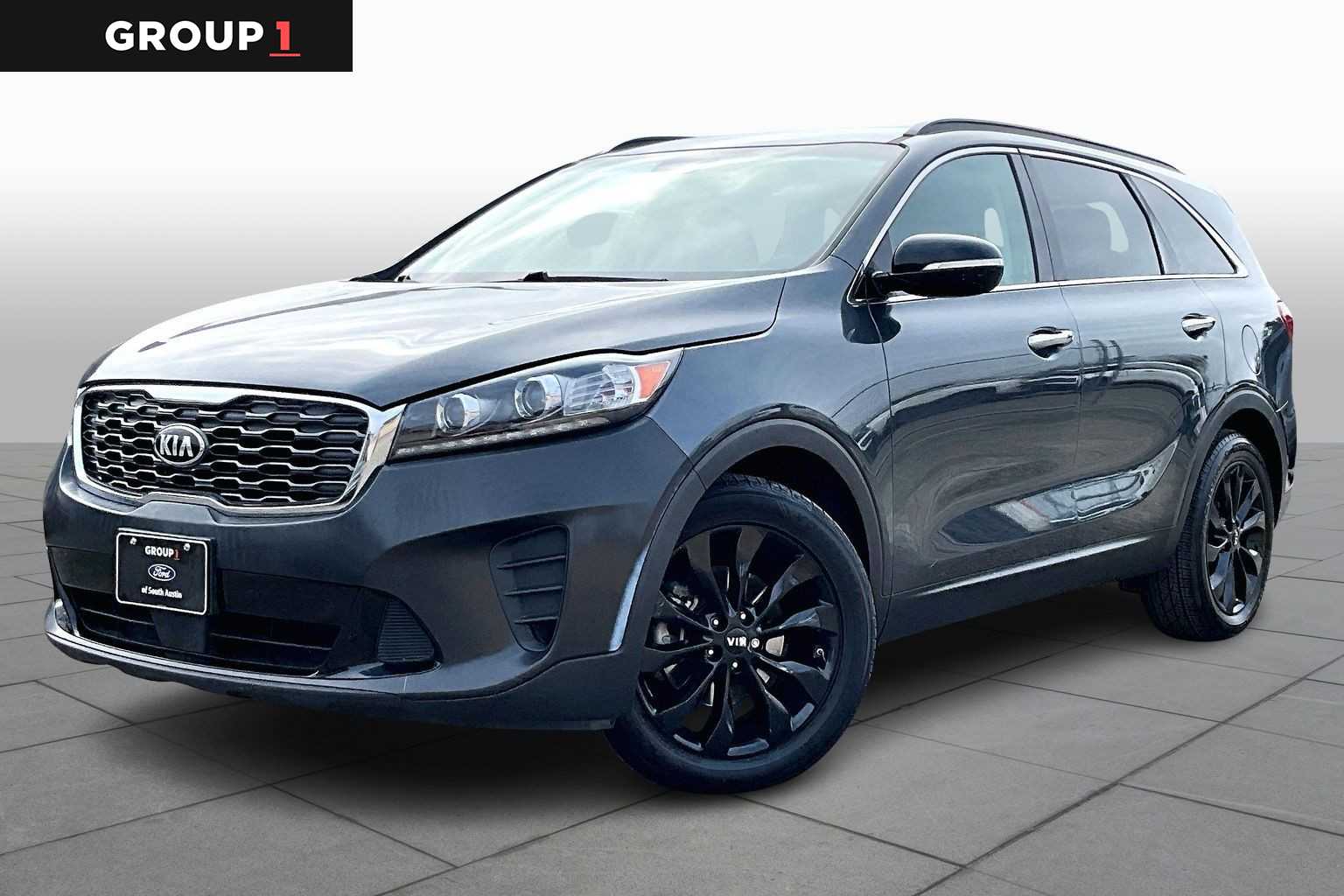 2020 Kia Sorento S's photo