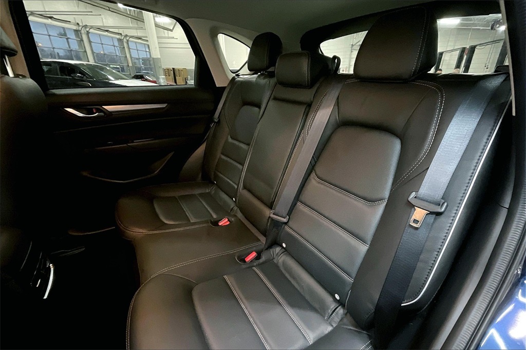 2025 MAZDA CX-5 - Image 9