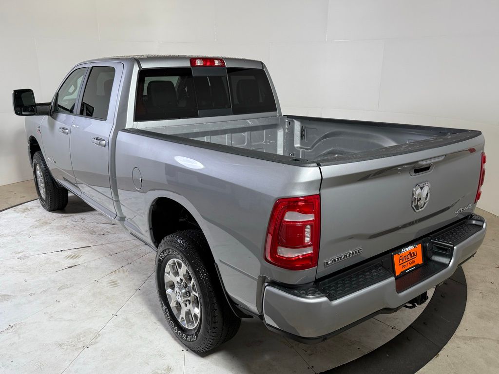 2024 Ram 2500 Laramie photo 4