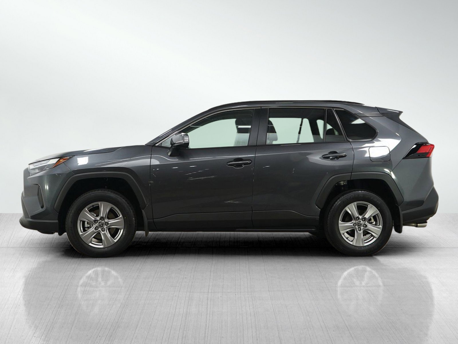 Used 2025 Toyota RAV4 XLE with VIN 2T3P1RFV0SC527684 for sale in Bloomington, Minnesota