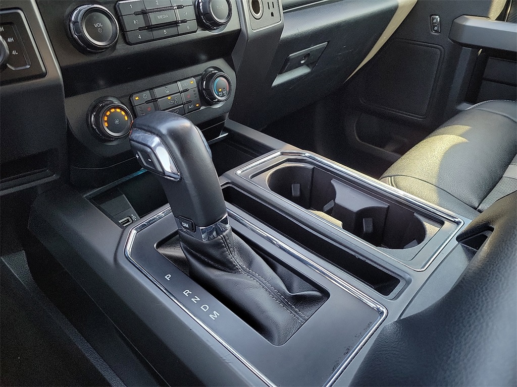 2019 Ford F-150 XLT photo 25
