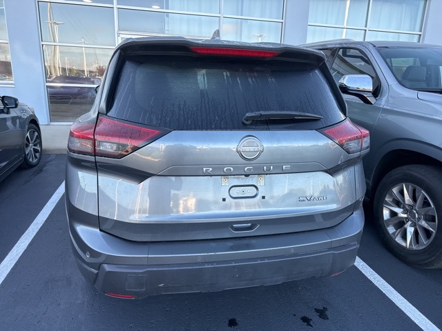 2024 Nissan Rogue SV photo 5