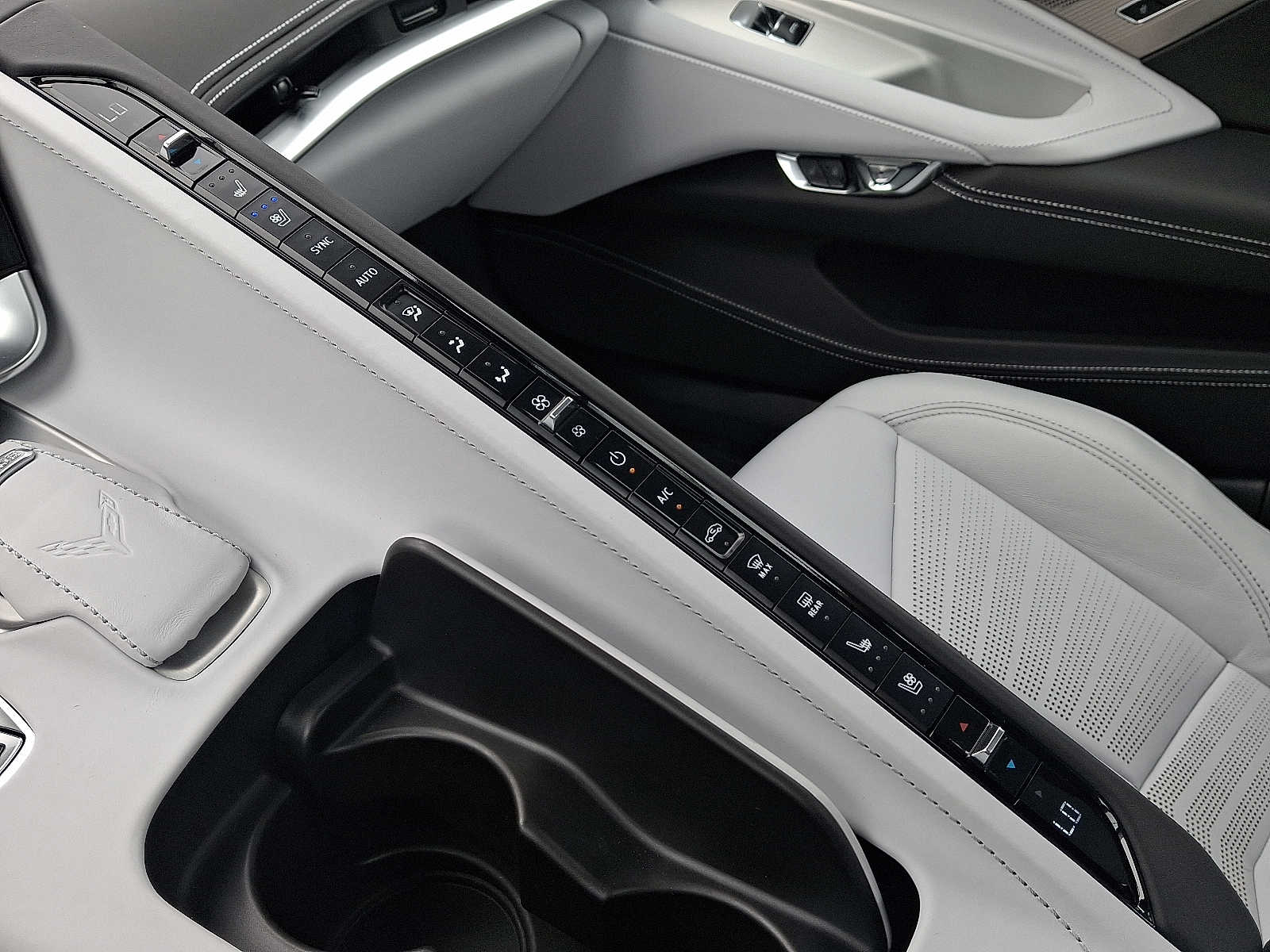 2023 Chevrolet Corvette Stingray 3LT photo 13