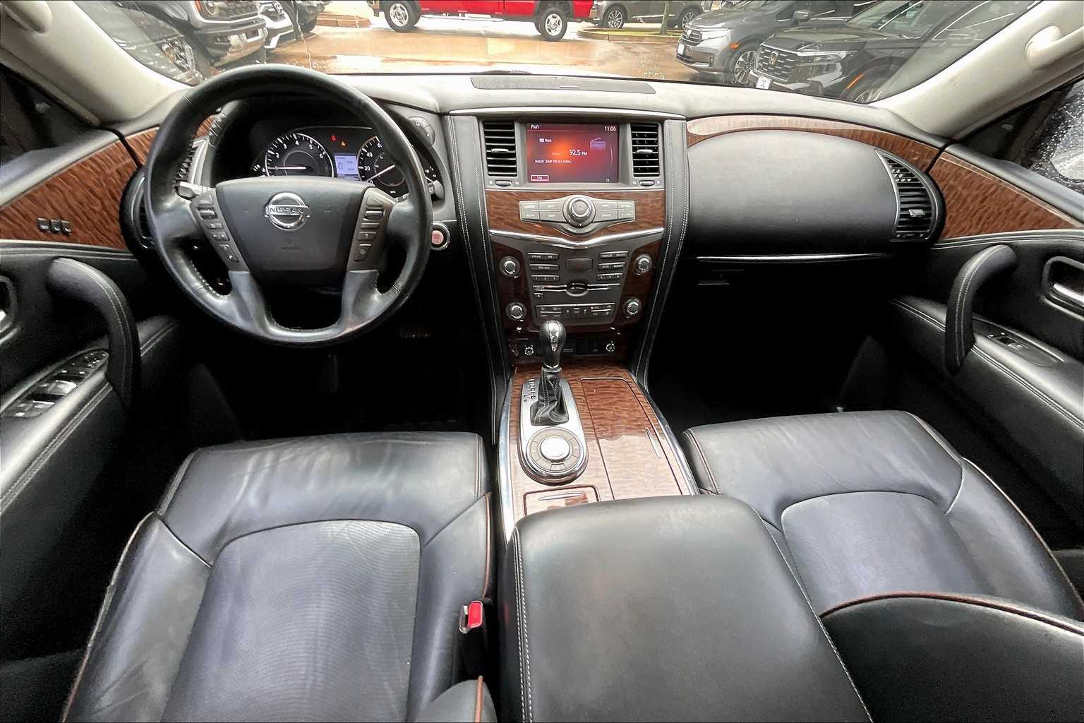 2017 Nissan Armada Platinum photo 14