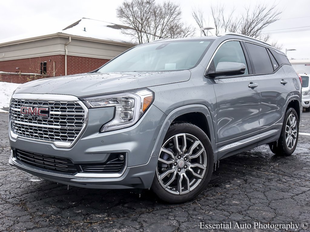 2024 GMC Terrain Denali's photo