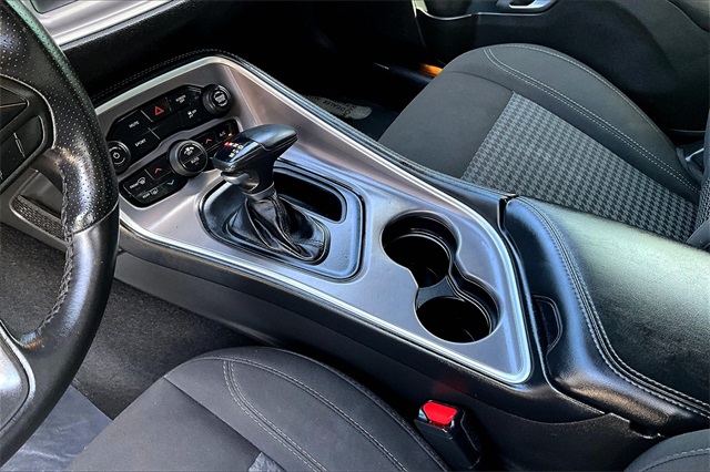 2022 Dodge Challenger SXT photo 15