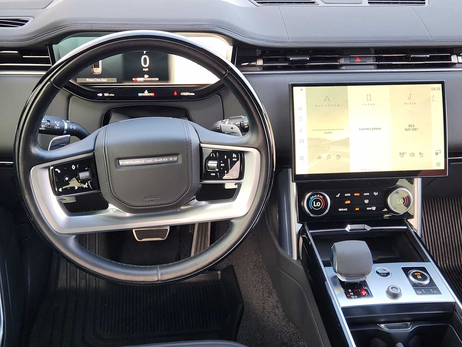 2023 Land Rover Range Rover SE photo 26
