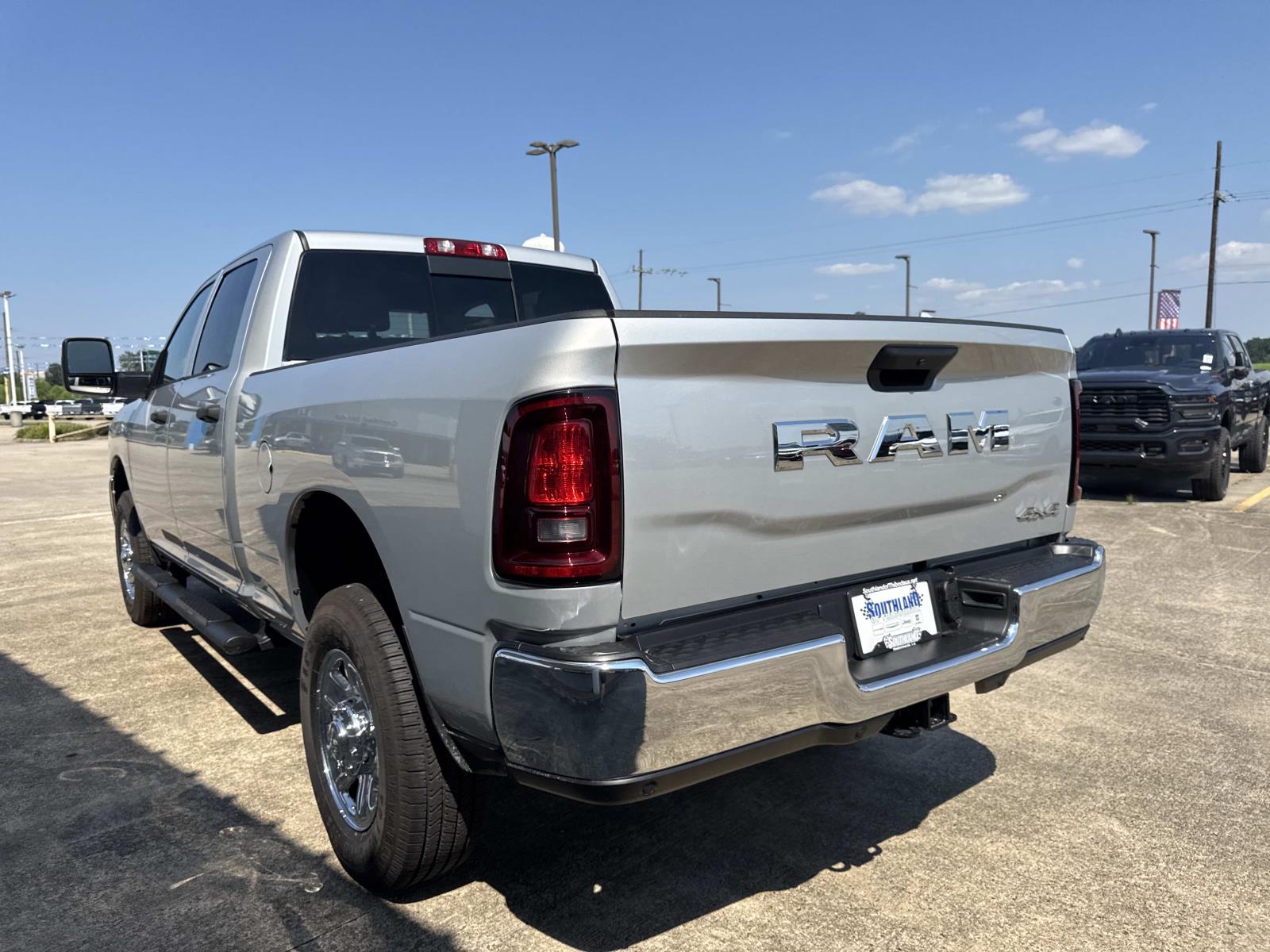 2026 Ram 2500 Tradesman photo 2