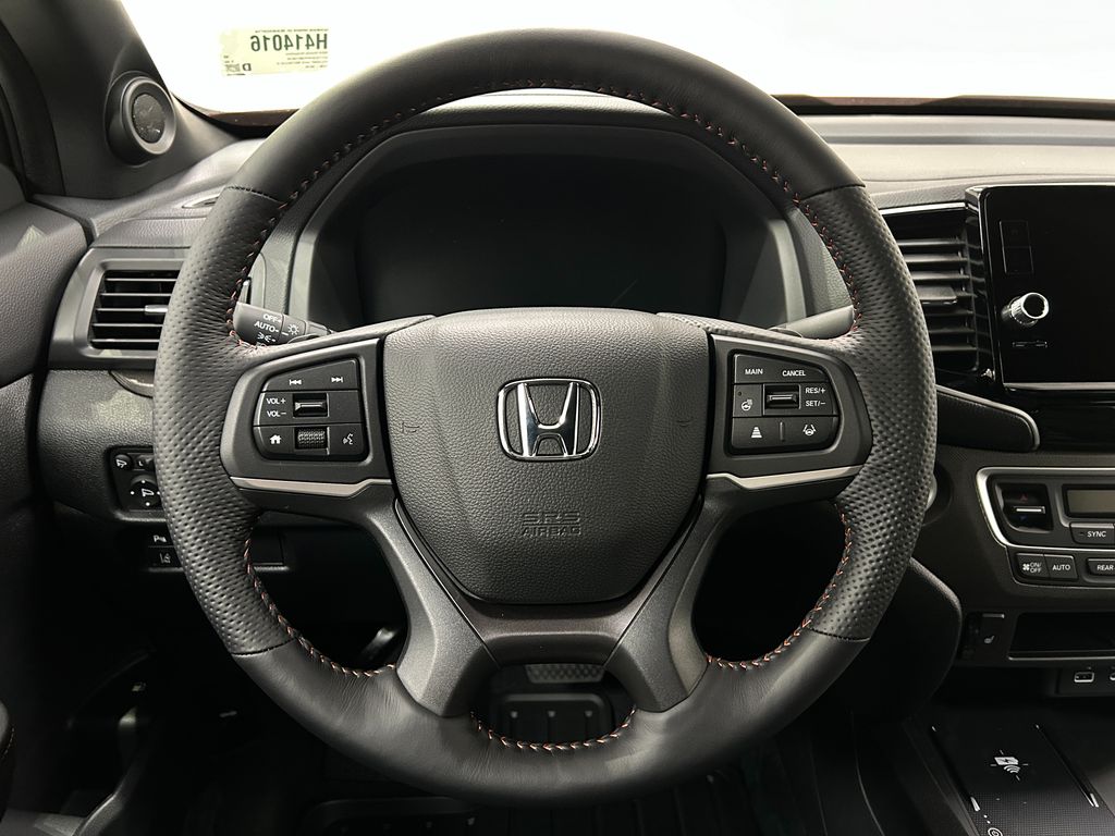 2025 Honda Ridgeline TrailSport photo 10