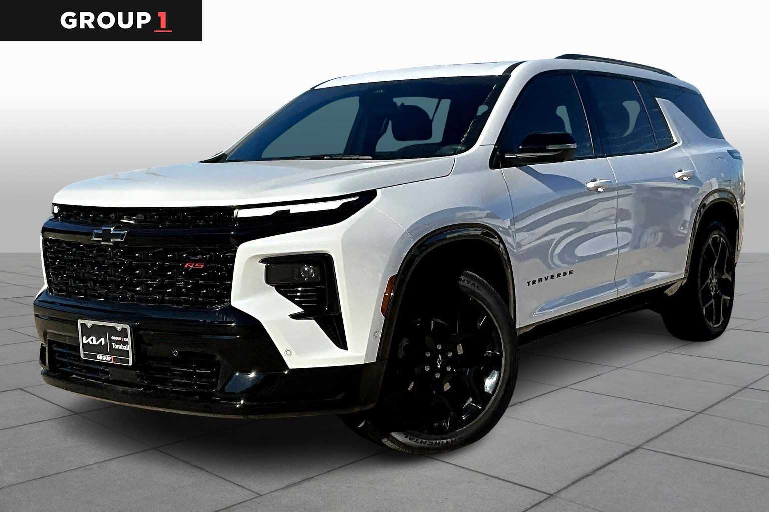 2023 Chevrolet Traverse Cloth photo 2