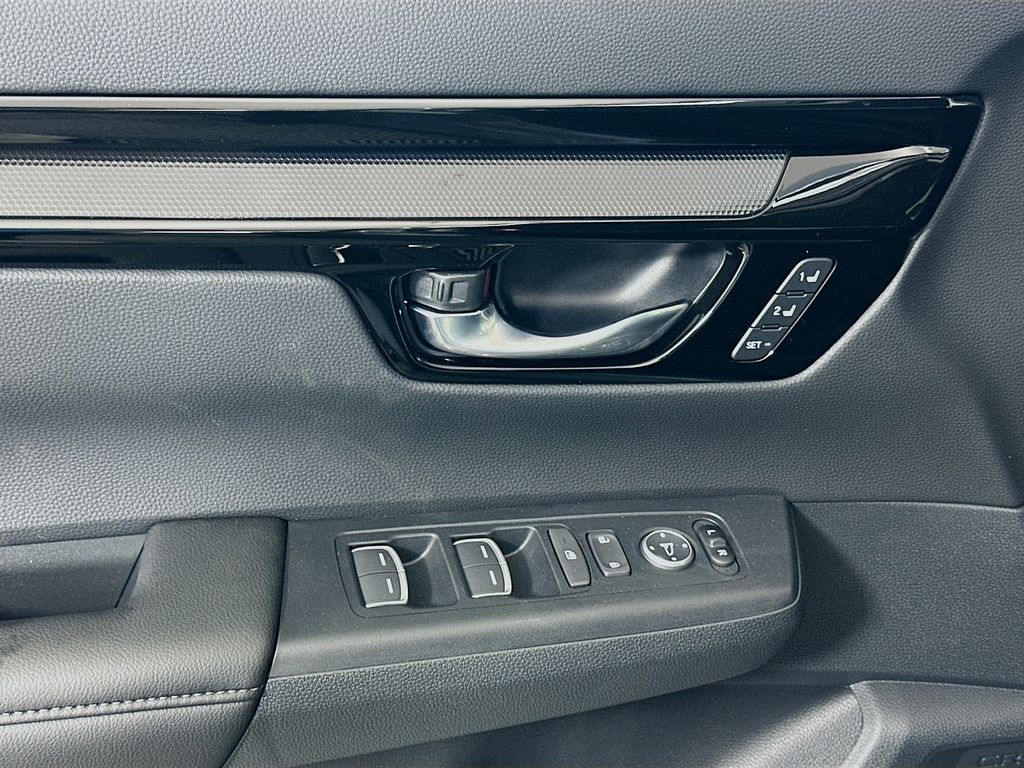 2026 Honda CR-V EX-L photo 18