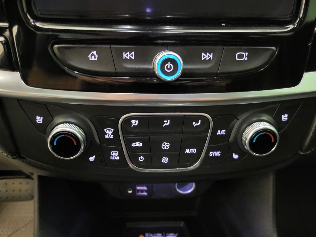 2022 Chevrolet Traverse Premier photo 7