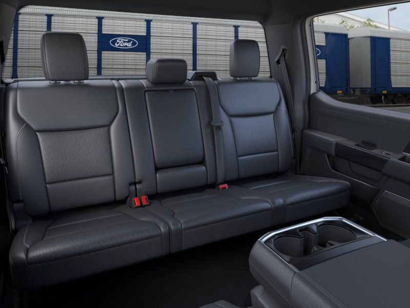 2025 Ford F-150 Lariat photo 9