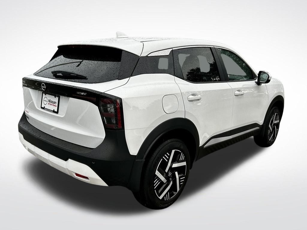 2025 Nissan Kicks SV photo 4