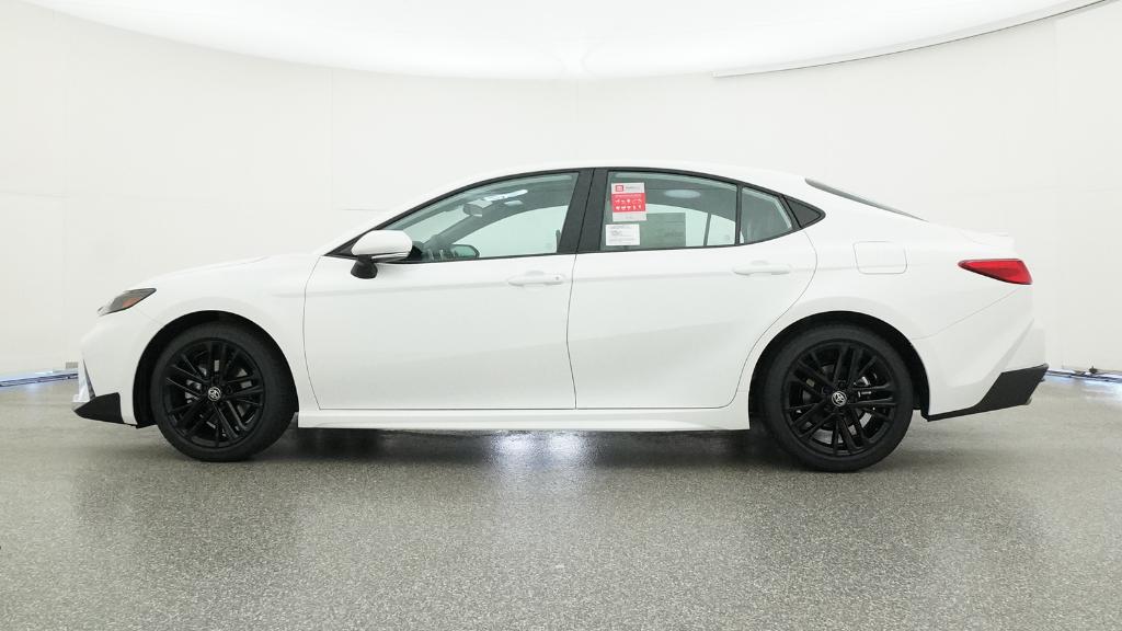 2026 Toyota Camry SE photo 6