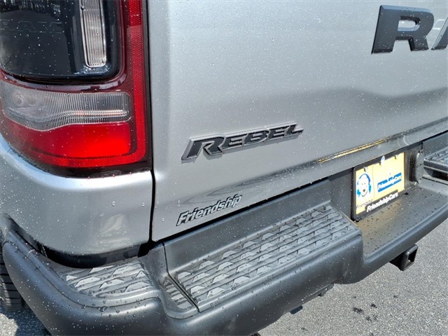 2022 Ram 1500 Rebel photo 4