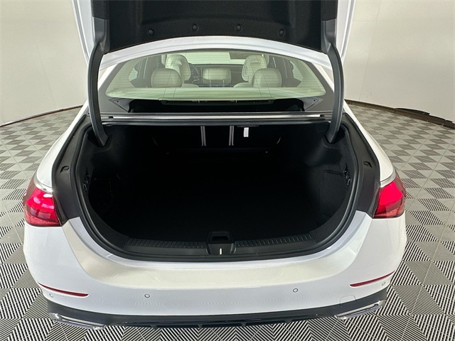 2026 Mercedes Benz E 350 photo 25