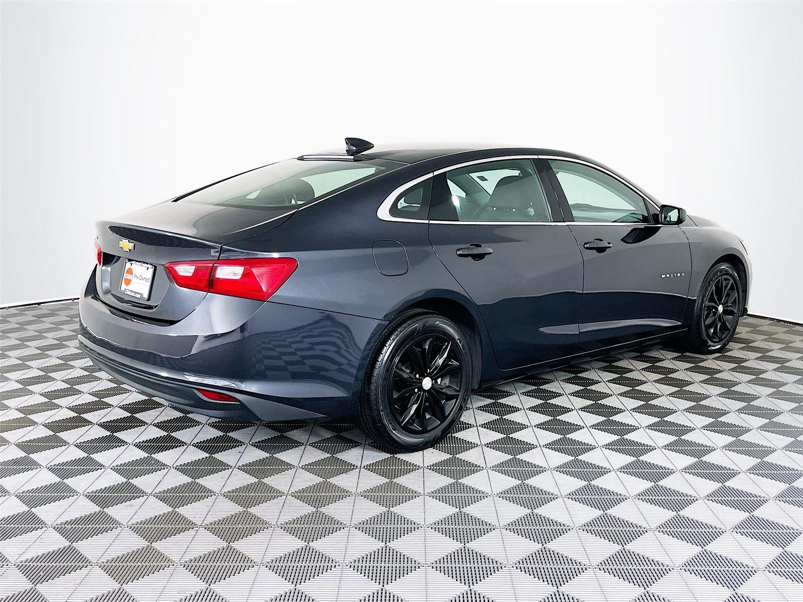 2023 Chevrolet Malibu 1LT photo 4