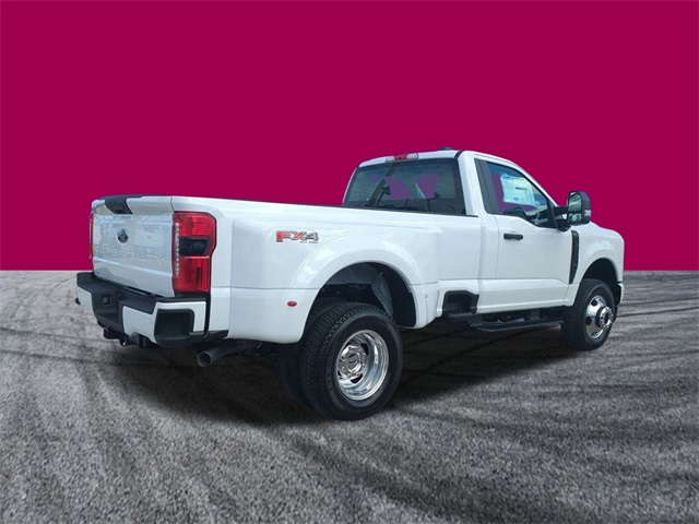 2026 Ford F-350 photo 4