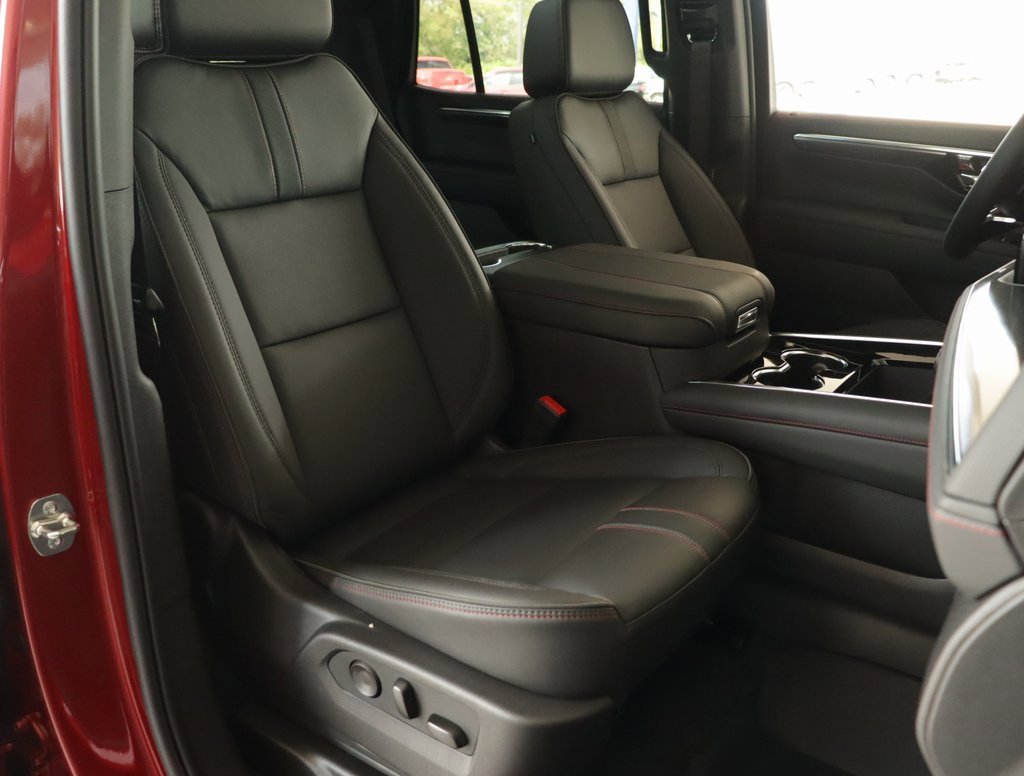 2025 Chevrolet Tahoe RST photo 33