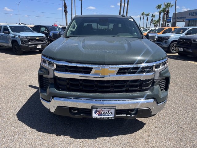 2026 Chevrolet Silverado 1500 LT photo 2