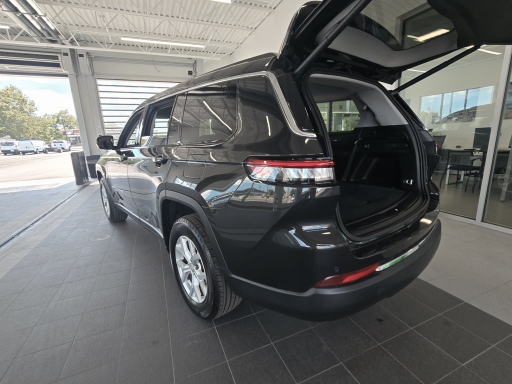 2023 Jeep Grand Cherokee Limited photo 10