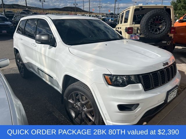 2021 Jeep Grand Cherokee Anniversary Edition photo 3