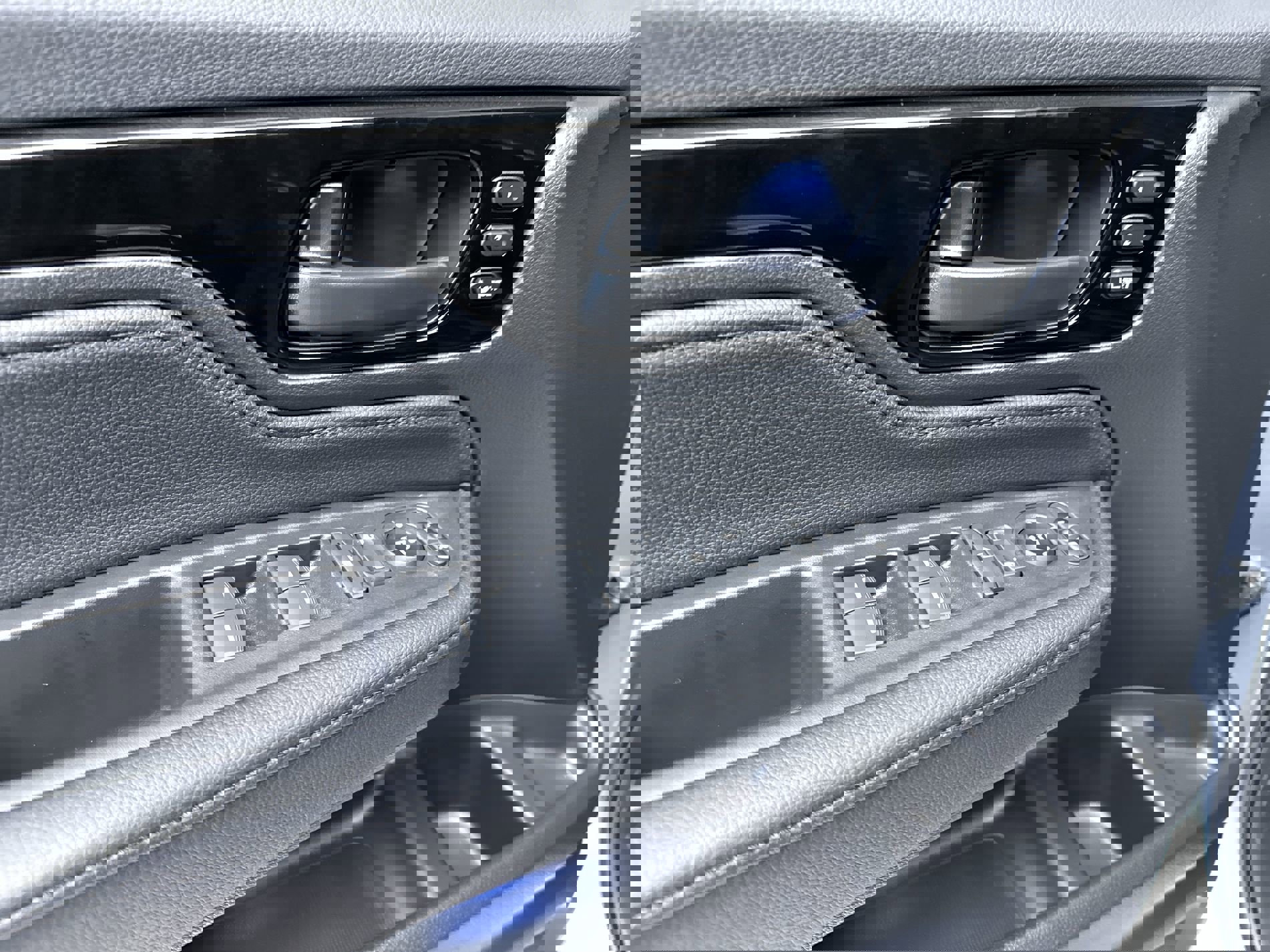 2026 Honda Odyssey Touring photo 13