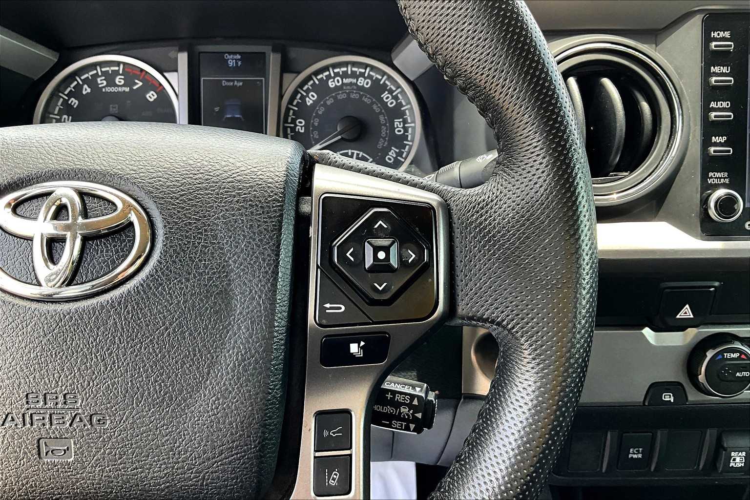 2023 Toyota Tacoma SR5 Double Cab V6 photo 24