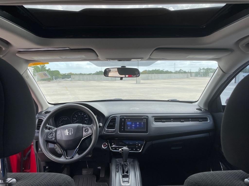 2017 Honda HR-V EX photo 19