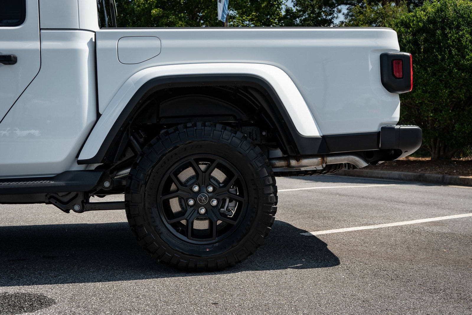 2025 Jeep Gladiator Sport photo 6
