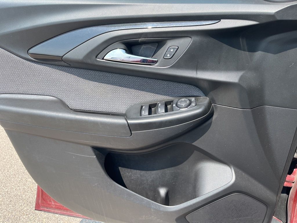 2022 Chevrolet Trailblazer LT photo 7