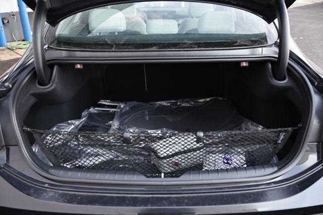 2025 Hyundai Sonata Hybrid SEL photo 2