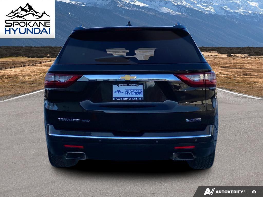 2018 Chevrolet Traverse Premier photo 3