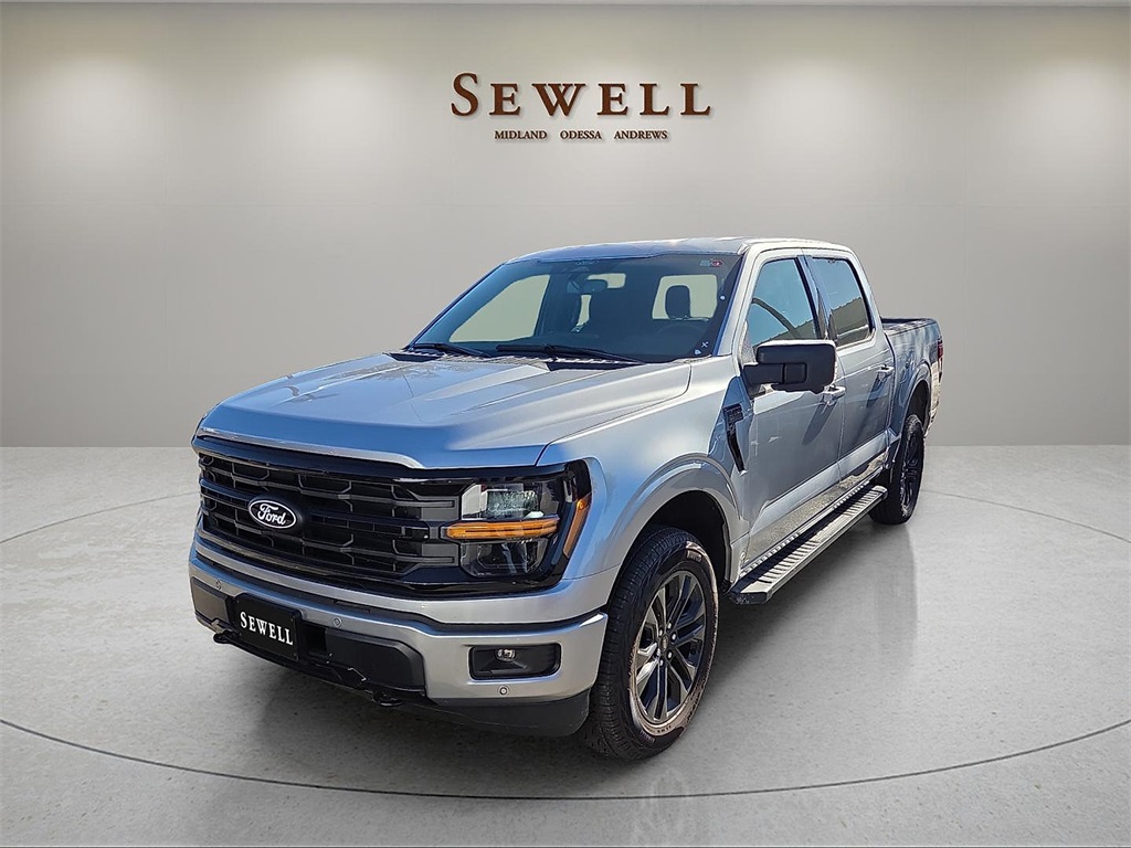 2025 Ford F-150 XLT's photo