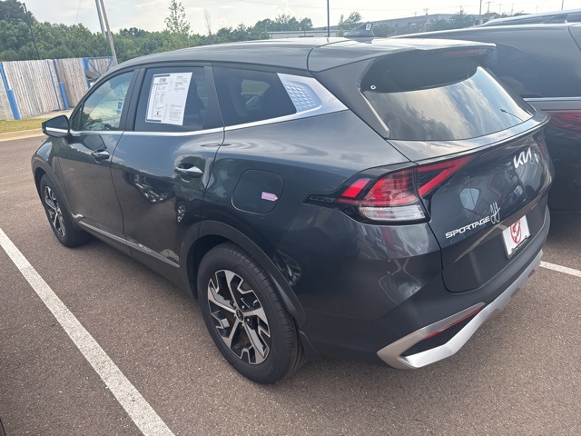 2024 Kia Sportage EX photo 3