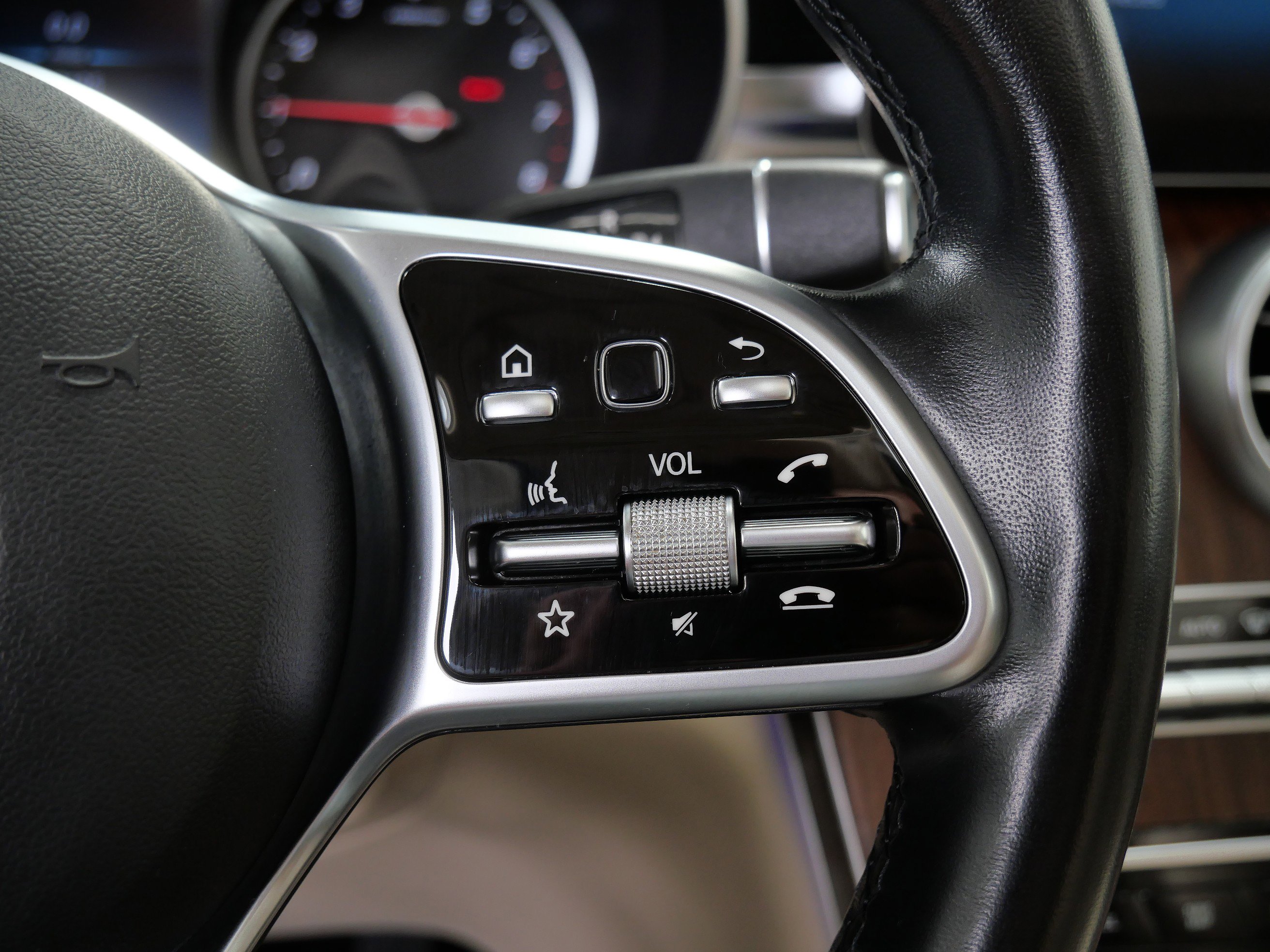2022 Mercedes Benz GLC 300 4MATIC photo 22